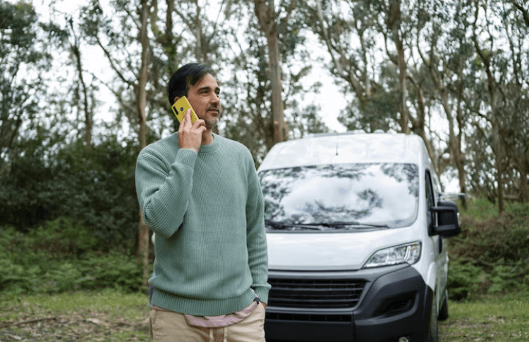 Road Side Assistance Meaning in Hindi: RSA Kya Hota Hai Aur Kab Zaroori Hai